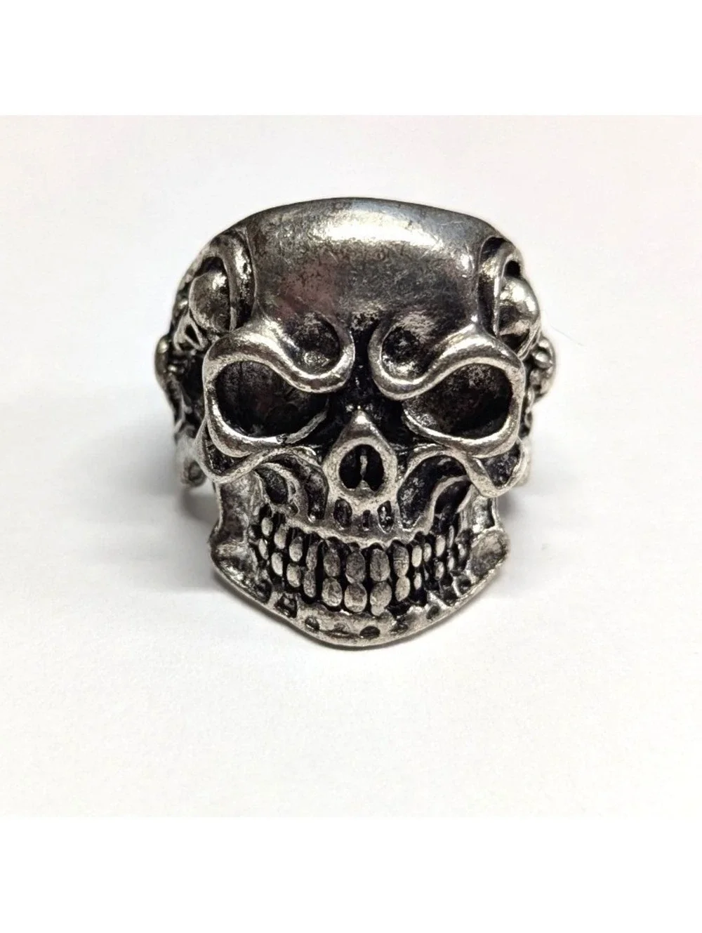 Vintage New Skull Ring Unisex Big Mens Plus Size 11 SilverTone Gothic Biker